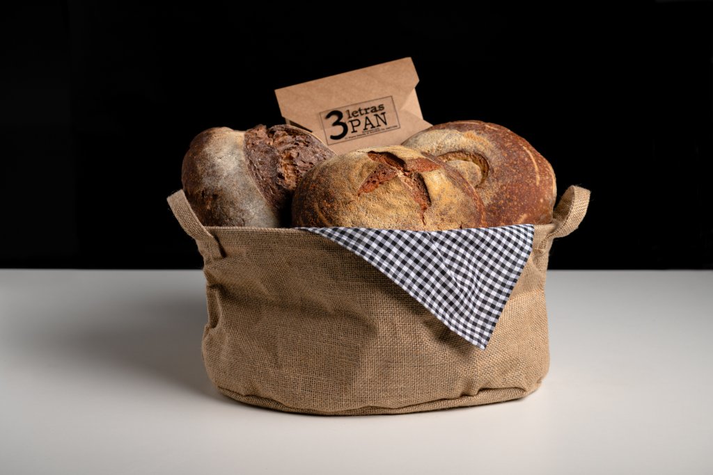 CESTA. Para que rellenes con los productos de nuestra tienda | 3 Letras PAN